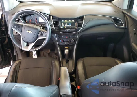 2018 Chevrolet Trax 1Lt z USA, uszkodzony, nr VIN 3GNCJLSB3JL390386